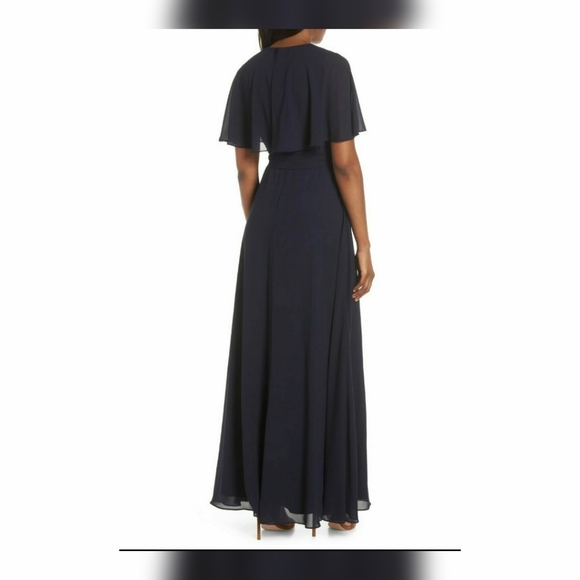 Vince Camuto Belted Capelet Gown Size 8 NWT - Picture 2 of 5